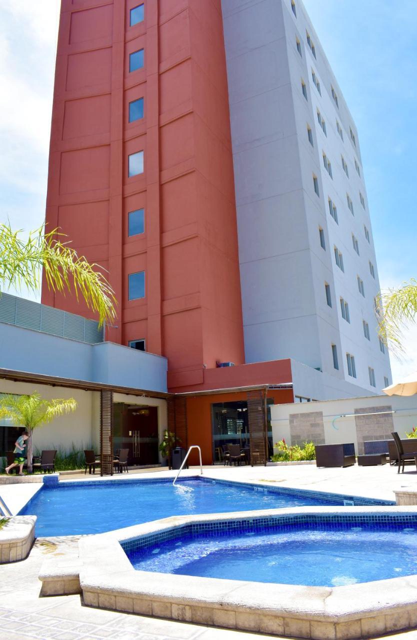 Hotel La Quinta By Wyndham Tegucigalpa Exterior foto